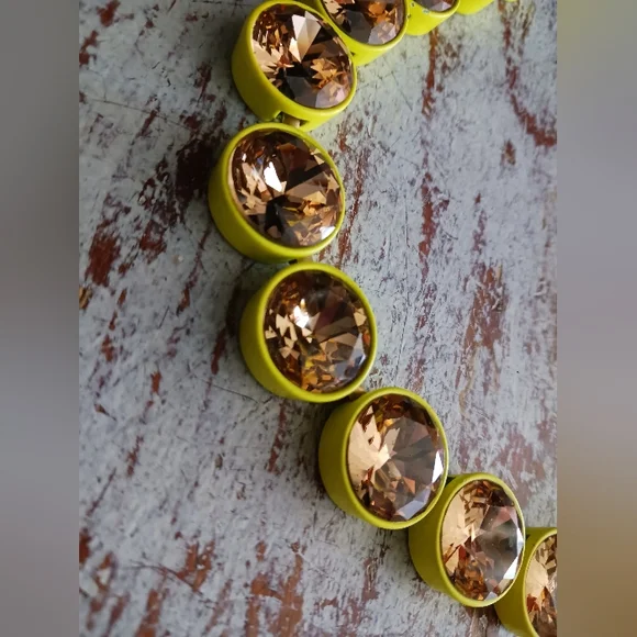 Vintage J. Crew Chain Bezel Citrine Brulee ,neon Green , Rhinestones Necklace - Picture 3 of 8